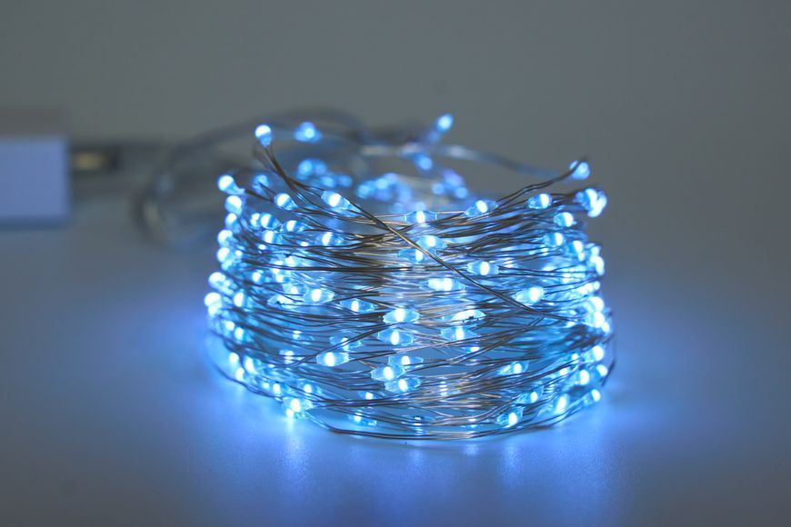 Світлодіодна гірлянда-нитка, довжина 10 м, 200 LED, холодне біле світло, 8 режимів, живлення павербанк, IP20 (720582) 720582 фото