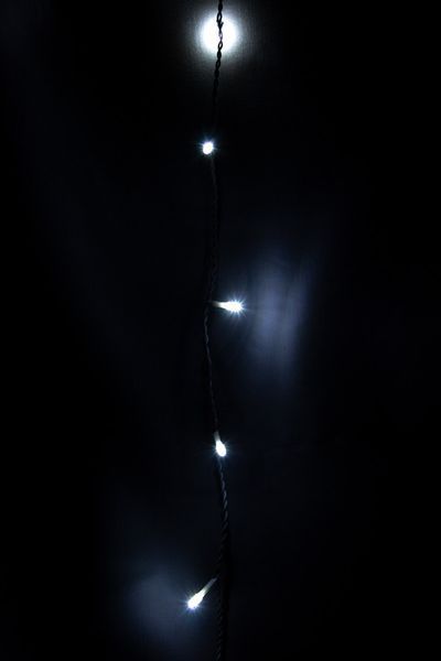 Світлодіодна гірлянда-бахрома, довжина 6 м, 200 LED, холодне біле світло, мерехтлива, 1 режимів, живлення мережа, IP44 (950156) 950156 фото