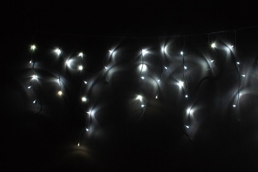 Світлодіодна гірлянда-бахрома, довжина 6 м, 200 LED, холодне біле світло, мерехтлива, 1 режимів, живлення мережа, IP44 (950156) 950156 фото
