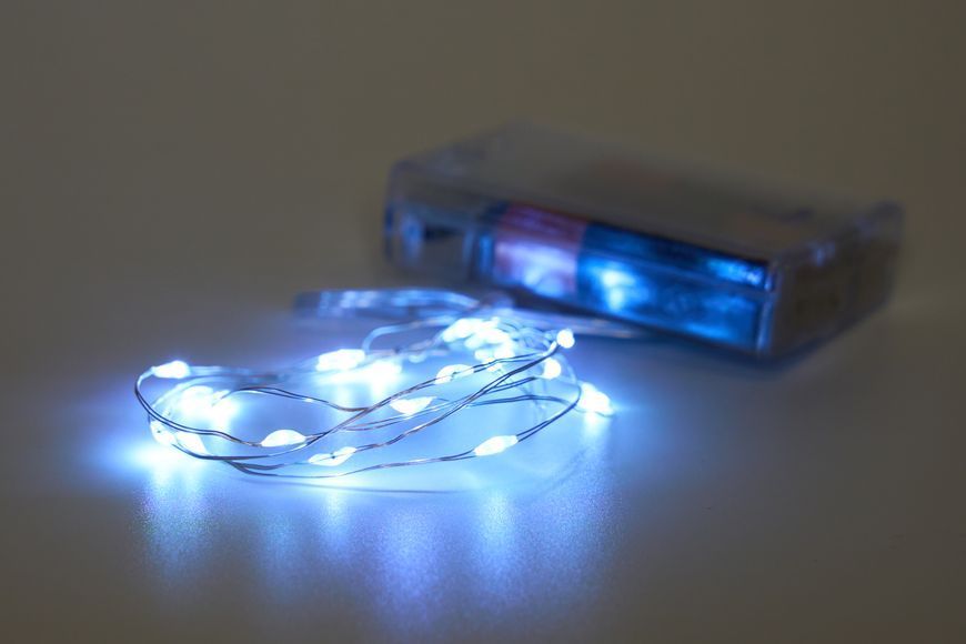 Светодиодная гирлянда линейная, длина 1 м, 20 LED, холодный белый свет, 8 режимов, питание батарейки 3AA, IP20 (720544) 720544 фото